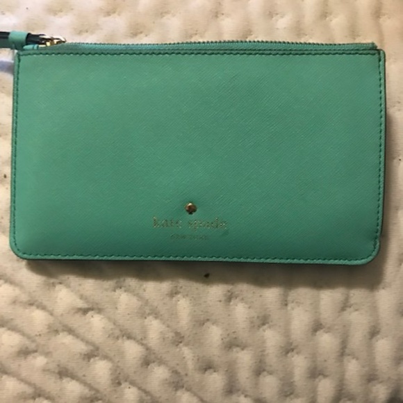kate spade wristlet - Picture 4 of 5